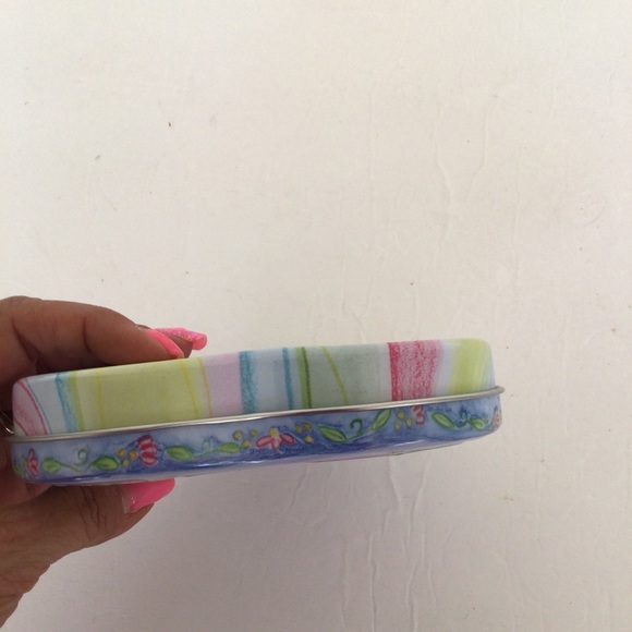 BRIGHTON HEART LARGE JEWELRY TIN - Picture 8 of 13